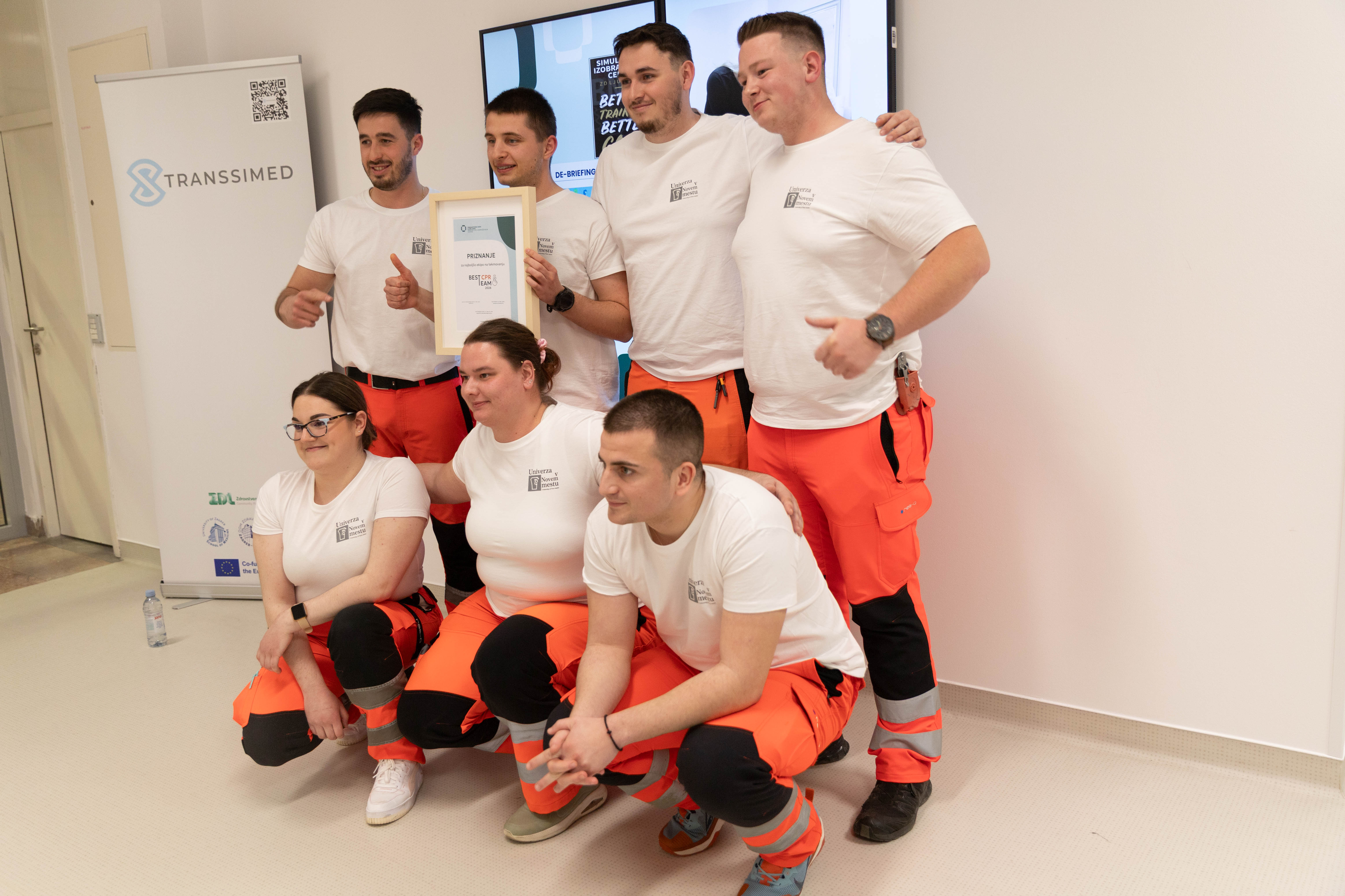 Foto Ana Lasič Simeunović zmagovlana ekipa Novo Mesto